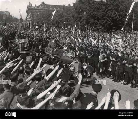 Hitler on the way to the rally Heinrich Hoffmann Photographs 1934 Adolf ...