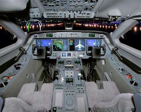 Gulfstream G5 Cockpit