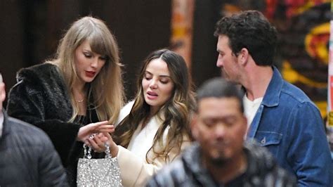 Taylor Swift Shows Off Ring to Miles Teller and Keleigh Sperry After ...