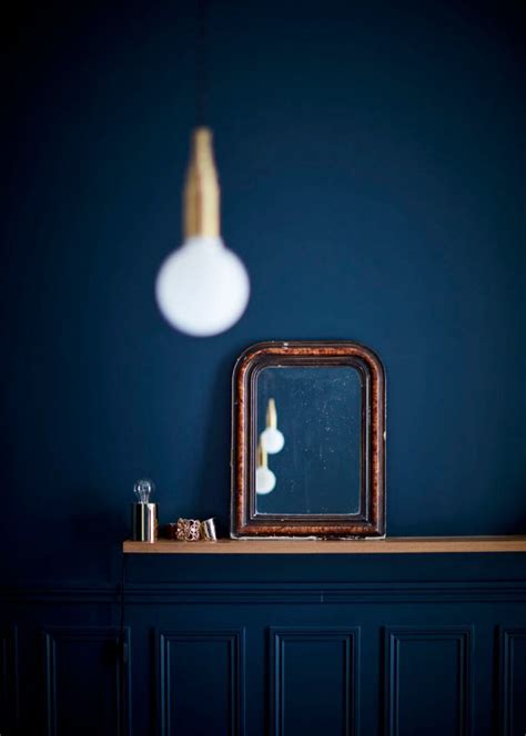 Extraordinary Interiors | Chapter 5 | Lighten Up | Midnight blue walls, House paint interior ...