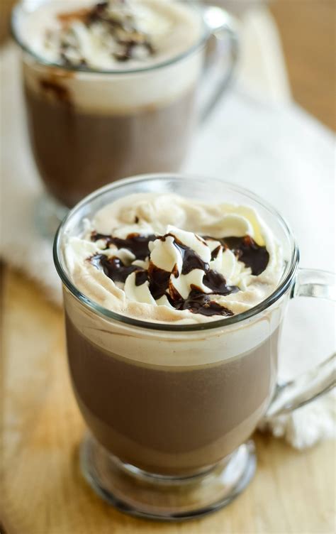Easy Cafe Mocha Latte Recipe - Mommy Hates Cooking