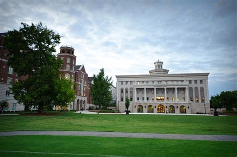 Belmont University, Nashville, Tennessee - College Overview