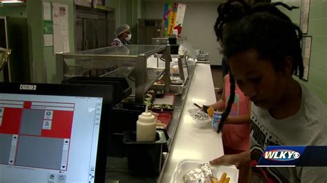 All JCPS students can now get free breakfast and lunch at school - YouTube