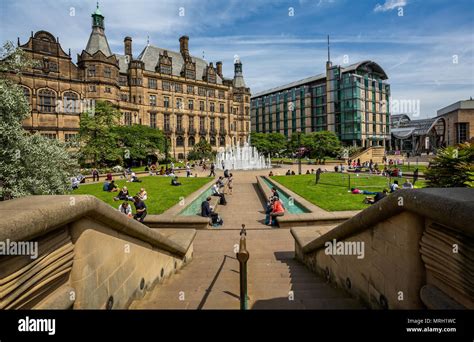 Peace gardens and Town Hall in Sheffield, Yorkshire, UK taken on 18 May ...