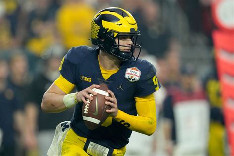 J.J. McCarthy's Draft Profile | Michigan, QB Scouting Report