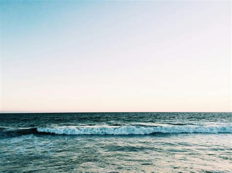 Blue Waves and Sea · Free Stock Photo