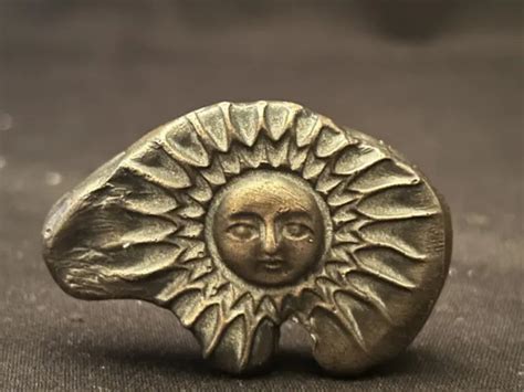 VINTAGE NATIVE AMERICAN Bear Fetish with Sun Face Bronze Metal Sculpture Figure $34.95 - PicClick