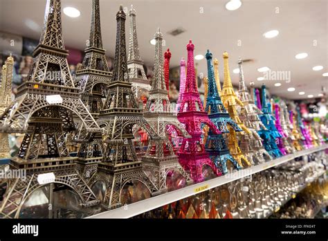 Eiffel tower souvenirs paris hi-res stock photography and images - Alamy