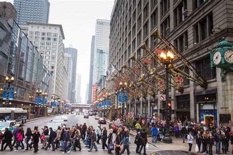 Shopping on Michigan Avenue: Chicago Shopping Review - 10Best Experts and Tourist Reviews