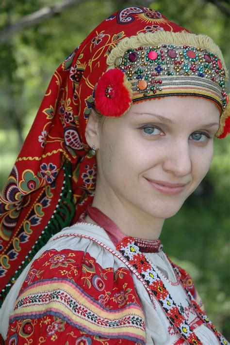 Pin by Susan Malafarina-Wallace on Fabulous Fun Clothing | Russian folk costume, Russian folk ...