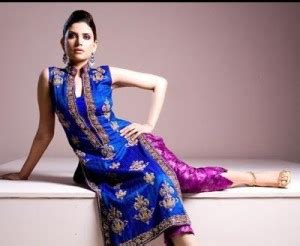 Latest Diwali Dresses- Indian Diwali Sarees- Saree Designs- Bollywood Shalwar Kameez Style for ...