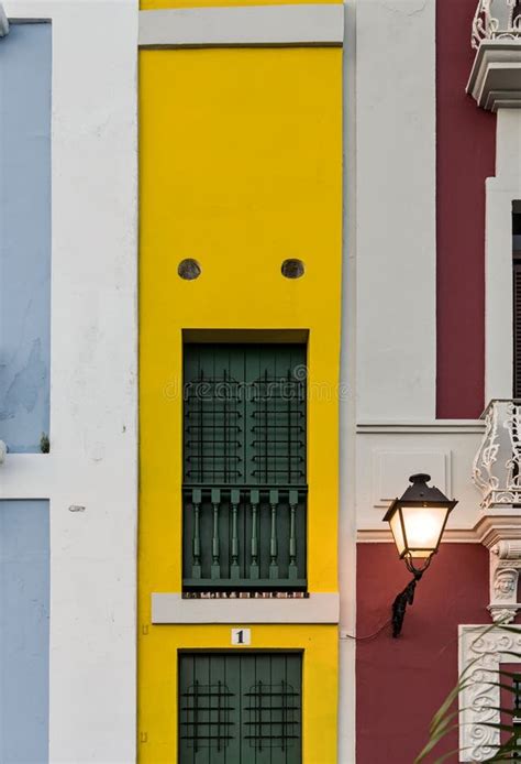 Colorful Colonial Houses on Calle Tetuan in Old San Juan, Puerto Rico ...