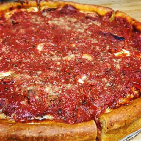 50 Best Pizza Places in Chicago, Ranked | UrbanMatter