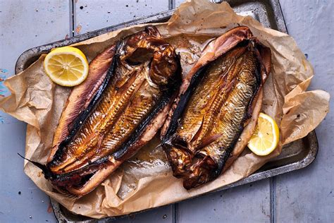 Craster Kippers x 2 | Oak Smoked Kippers – DukesHill