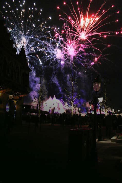 Epcot Fireworks by Tyrant60 on DeviantArt