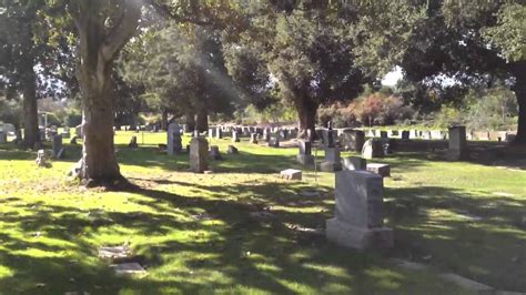 Steve Jobs TOMB in Alta Mesa Memorial Park - YouTube