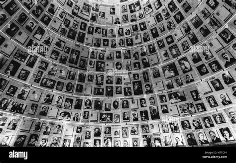 Hall of names at the Yad Vashem Holocaust Memorial in Jerusalem Stock ...