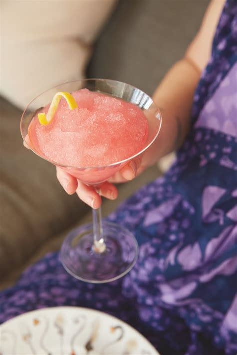 18 Big-Batch Cocktails to Day Drink with Your Friends | The Kitchn