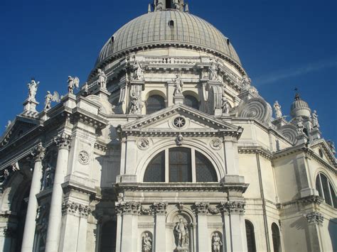 File:Basilica di Santa Maria della Salute 2.JPG - Wikimedia Commons