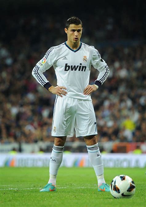 MADRID, SPAIN - SEPTEMBER 30: Cristiano Ronaldo of Real Madrid lines up ...