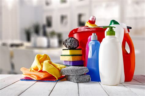 7 Factors to Consider When Choosing Home Cleaning Products