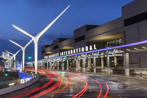 Los Angeles International Airport (LAX)