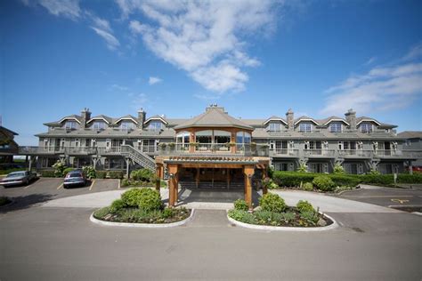 Stephanie Inn Hotel, Cannon Beach, Oregon | Cannon beach, Cannon beach hotel, Cannon beach oregon