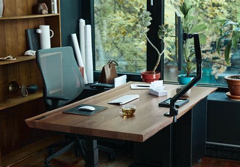 Ergonomic Office Desk Setup: Boost Comfort & Productivity | BenQ US