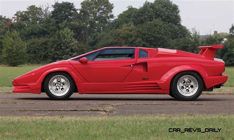 1990 Lamborghini Countach 25th Anniversary Edition Brings $358k at RM London