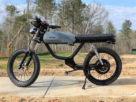 Huck Cycles debuts fast and powerful American-made retro electric mopeds | Electrek