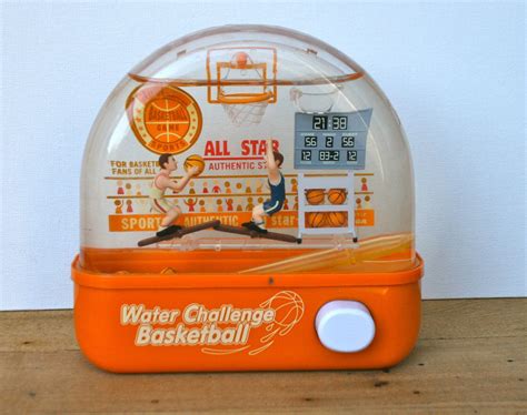 Vintage Water Challenge Basketball - 1970's The Original Handheld Basketball Game | Retro toys ...