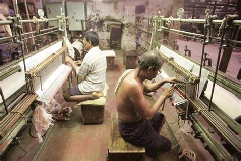 Made in China textiles a threat to Mumbai’s Mulji Jetha market