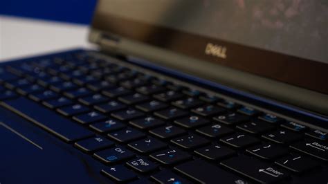 Dell Latitude 7390 2-in-1 Review: The complete business laptop ...