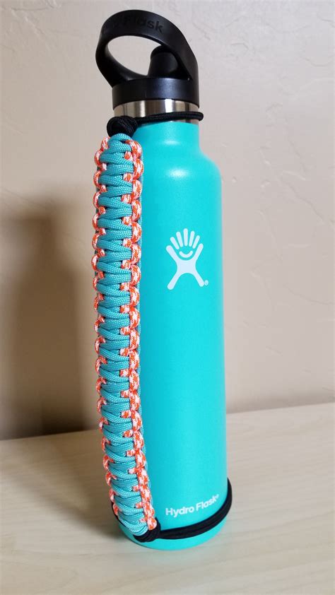 Parachute Cord Crafts, Food Box Packaging, Cords Crafts, Ganja Girls, Water Bottle Holders ...