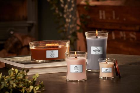 WoodWick® Christmas Candle Collection - Luxuria Lifestyle