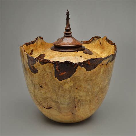 Artistic Wood Urns – Unique Cremation Urns, Wood Urns, Hand Turned Works of Art