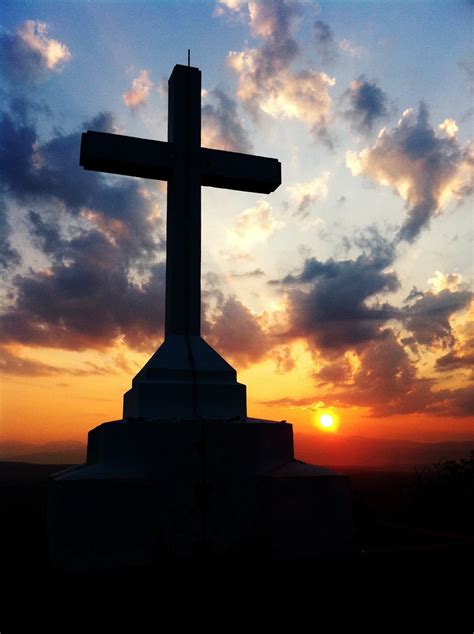 Holy Cross at Sunrise | The cross at the top of Cross Mounta… | Flickr