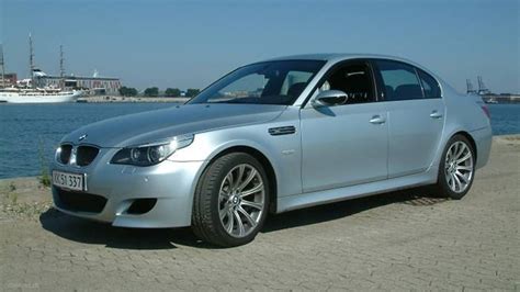 BMW M5 - V10