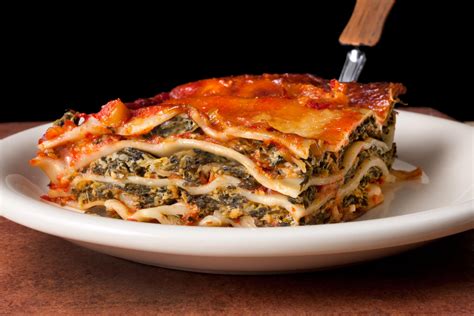 Easy Spinach Lasagna Recipe - Chowhound