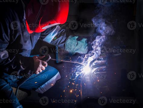 Arc welding 1808709 Stock Photo at Vecteezy