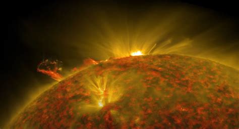 NASA Captures Stunning Video Of Massive Solar Eruption - borninspace