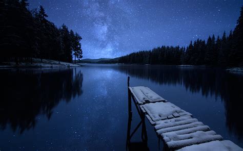 Starry Winter Lake HD Wallpaper