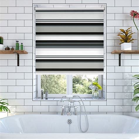 Bathroom blinds – the newest trend! – TopsDecor.com