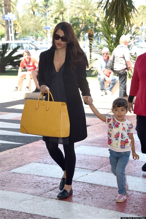 Aishwarya Rai And Daughter Aaradhya Are The Cutest Pair