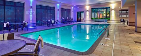 Hotels near Mall of America with Pool and Gym | Courtyard Bloomington