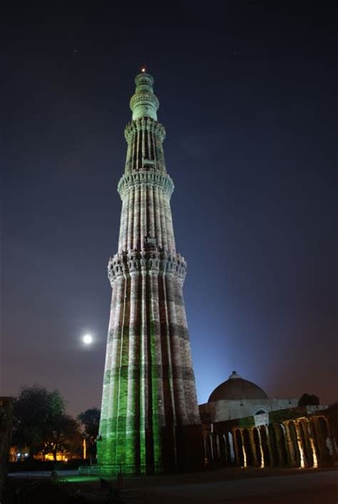 Qutab Minar Historical Facts and Pictures | The History Hub