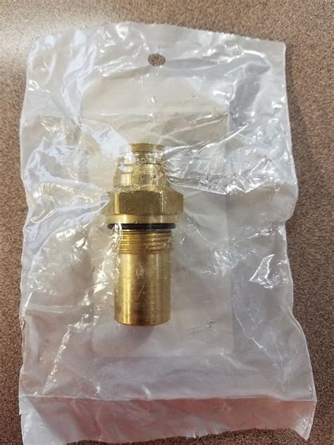 6131507C Air Tank Check Valve – Cummings Truck & Trailer Parts