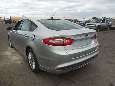 2014 Ford Fusion SE Hybrid - Sierra Auction Management Inc