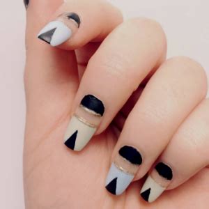 35 Geometric Nail Ideas for A Trendy Look – NailDesignCode