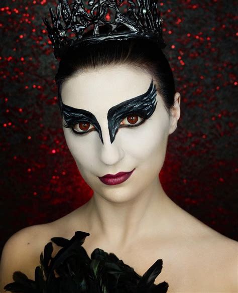 Pin by Christine Mehers on Halloween | Halloween face makeup, Face makeup, Halloween face